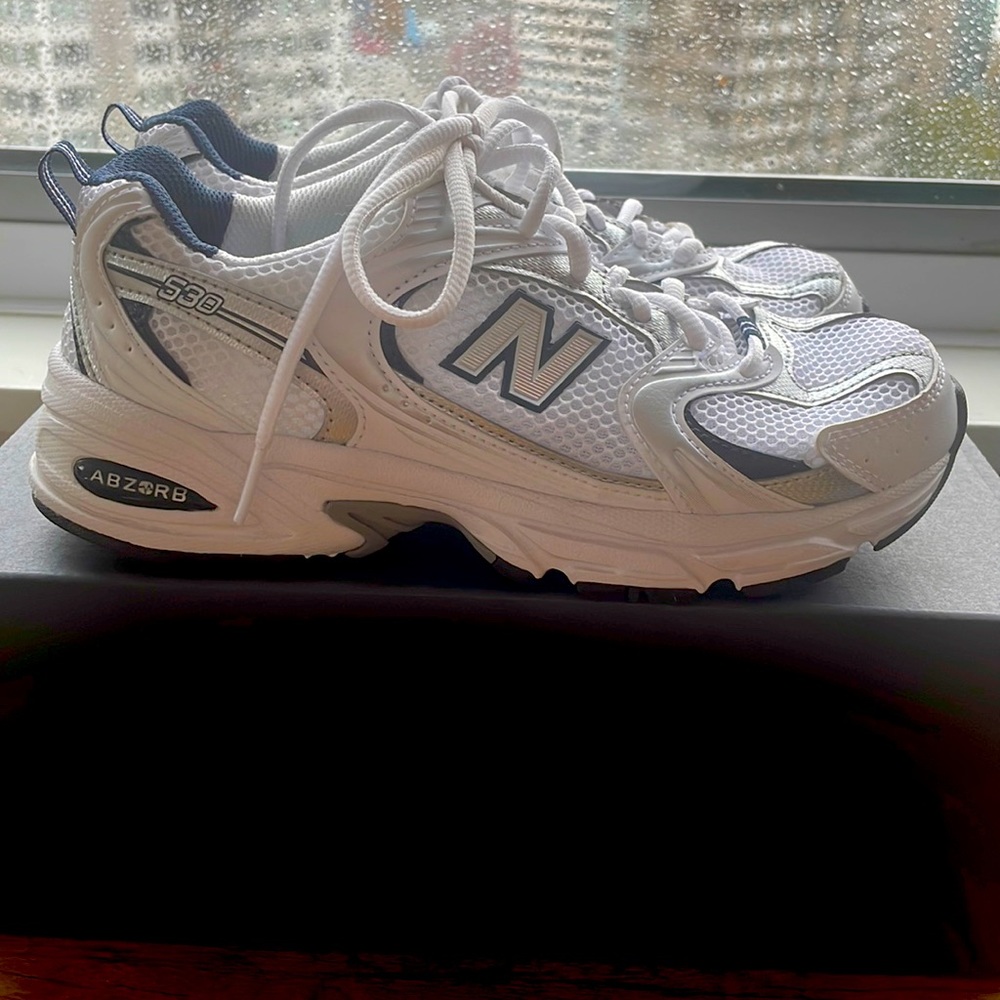New Balance 530 sneakers